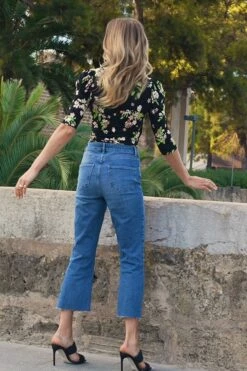 Mid Blue Cropped Kick Flare Jeans -SOSANDAR Sales 856c4b782e4ef131ac13875a3c6ceedd9a8194a1