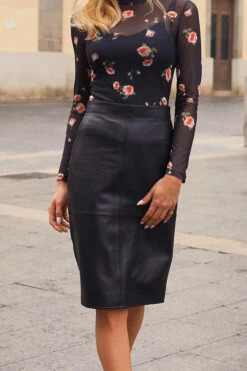 Black Leather Panelled Pencil Skirt -SOSANDAR Sales 888826960839f05c0ff4a5c36e65934f664f3bfb