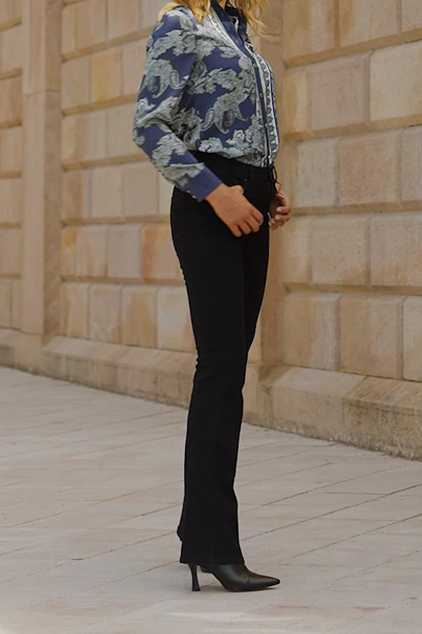 Black Sculpting Kick Flare Jeans 10 Black Sculpting Kick Flare Jeans - Image 8