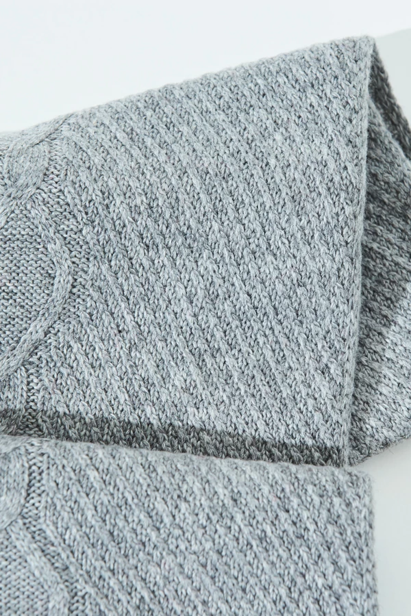 Trinity Light Grey Knitted Scarf 6 Trinity Light Grey Knitted Scarf - Image 4