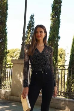 Black & Gold Luxe Lace Gathered Front Jersey Shirt -SOSANDAR Sales f5110fae09af868bd23c17300986362d0556467f