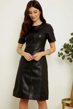 Black Leather Panelled Shift Dress 13 Black Leather Panelled Shift Dress -SOSANDAR Sales s20tk134 9 1