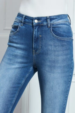 Mid Blue Raw Hem Perfect Skinny Jeans -SOSANDAR Sales s28 ss19or01rd s21bd011 128