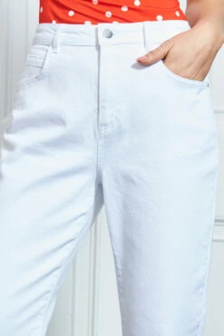 White Denim Slim Leg Mom Jeans 16 White Denim Slim Leg Mom Jeans -SOSANDAR Sales s77 s21tj166 090