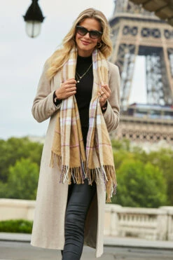 Ola Soft Beige Check Oversized Scarf 10 Ola Soft Beige Check Oversized Scarf -SOSANDAR Sales web 210910 sosandarday5paris63668 1