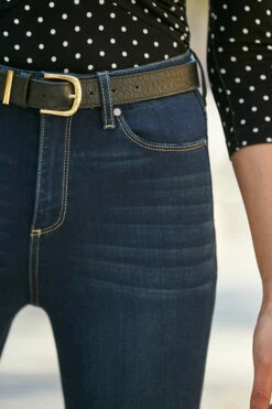 Black Croc Leather Waist Belt With Gold Trim -SOSANDAR Sales web 2 s21tj043whsp a21bd700io 146