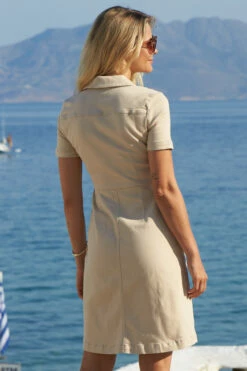 Ecru Short Sleeve Zip Front Denim Dress With Pockets 10 Ecru Short Sleeve Zip Front Denim Dress With Pockets -SOSANDAR Sales web s4 s20dd052eu s21fw053 1038