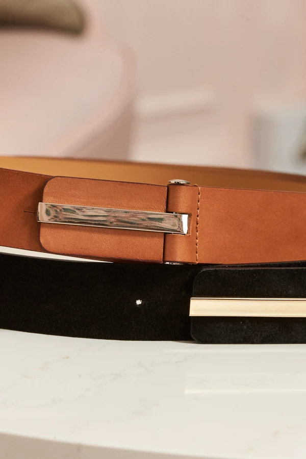 Tan Leather Waist Belt With Gold Clasp 7 Tan Leather Waist Belt With Gold Clasp - Image 5