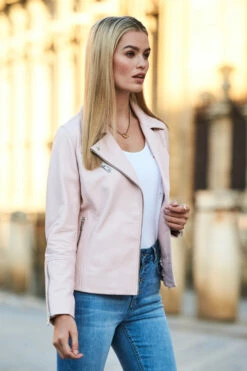 Soft Pink Leather Biker Jacket -SOSANDAR Sales web 115 s21tj211we0001 sa17or01pk0020 086