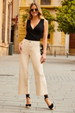 Ecru Cropped Wide Leg Jeans