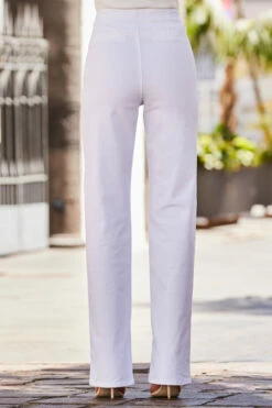 White Wide Leg Jeans With Gold Button Detail -SOSANDAR Sales web 2304 60 23bd033we0001 s23tj104whsp01 60 254