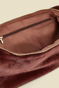 Brown Faux Fur Shoulder Bag -SOSANDAR Sales web 2307 box a23ac007pt0004 d