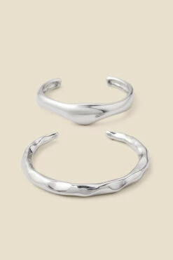 Silver Set Of Two Bangle Bracelets -SOSANDAR Sales web 2307 box a23ac024mc0005 b rc