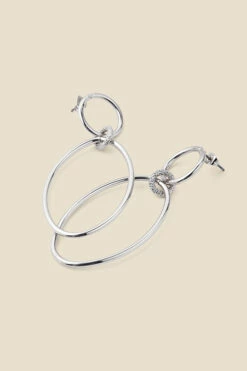Silver Oval Hoop Drop Earrings 7 Silver Oval Hoop Drop Earrings -SOSANDAR Sales web 2307 box a23ac025mc0005 a rc