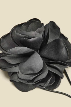 Black Corsage Neck Tie -SOSANDAR Sales web 2307 box a23ac061bk0001 a