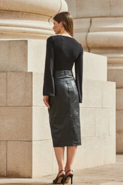 Black Leather Pencil Skirt With Split -SOSANDAR Sales web 2309 102 a23tj108bk0001 a23sl007bk0001 102 209 1