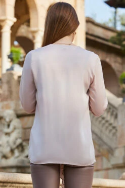 Cream Satin Ruffle Detail Blouse 13 Cream Satin Ruffle Detail Blouse -SOSANDAR Sales web 2309 158 a23tw081nl0011 s23bj002bk0001 158 050