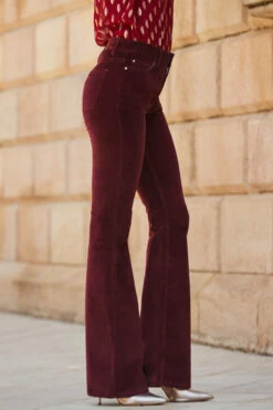 Wine Velvet Kick Flare Jeans 12 Wine Velvet Kick Flare Jeans -SOSANDAR Sales web 2309 22 a23tw109rd0021 a22bd009rd0011 22 285