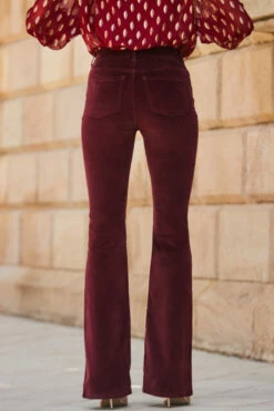 Wine Velvet Kick Flare Jeans 13 Wine Velvet Kick Flare Jeans -SOSANDAR Sales web 2309 22 a23tw109rd0021 a22bd009rd0011 22 300