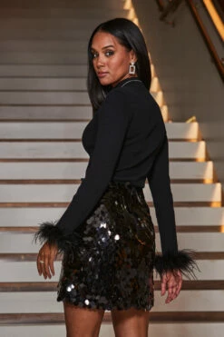 Black Statement Sequin Skirt -SOSANDAR Sales web 2309 85 a22ow035bk0001 a23sw001bk0001 a23tk285bk0001 85 083 1