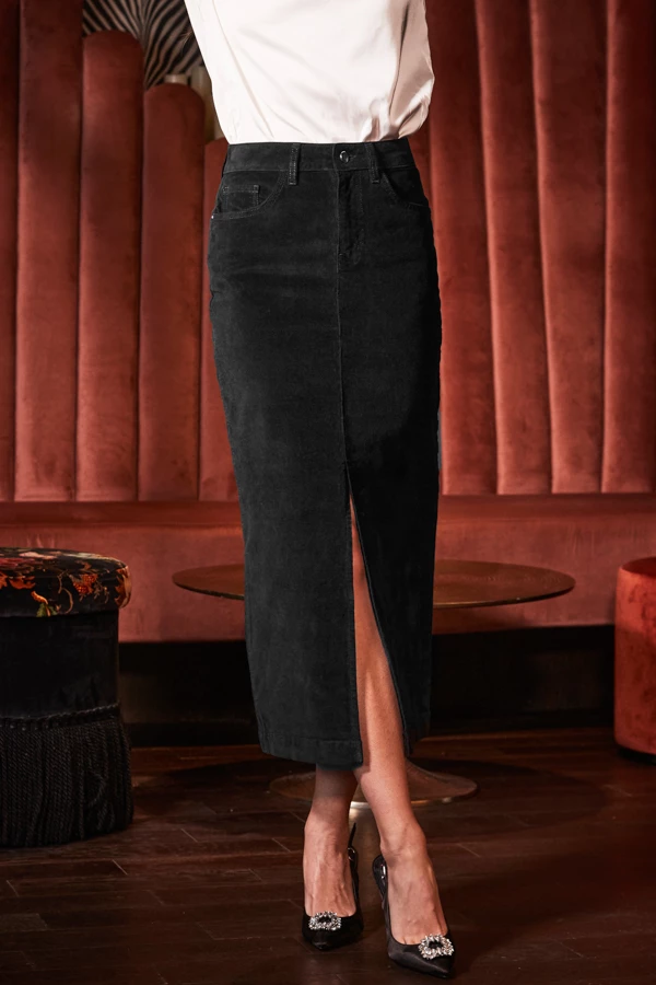 Black Velvet Pencil Skirt 4 Black Velvet Pencil Skirt - Image 2