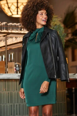 Black Leather Longline Biker Jacket 11 Black Leather Longline Biker Jacket -SOSANDAR Sales web 2310 18 a23dw090gn0032 a23ol008bk0001 18 141 1