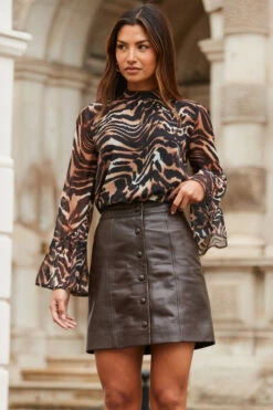 Chocolate Brown Leather Button Front Skirt -SOSANDAR Sales web 2310 42 a23tw095necv01 s23sl005pt0004 42 068 1