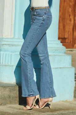 Light Wash Blue Kick Flare Jeans 10 Light Wash Blue Kick Flare Jeans -SOSANDAR Sales web 24 s22bd090be0010 s22ow030nl000625 356 light blue rt