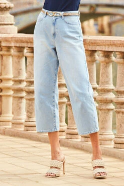 Light Wash Denim Culotte Jeans 9 Light Wash Denim Culotte Jeans -SOSANDAR Sales web 37 s22tj158be0001 s22bd020dm001w 072