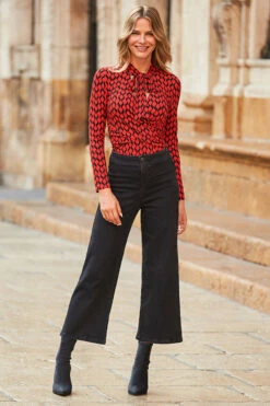 Black Wide Leg Cropped Jeans -SOSANDAR Sales web 51 a22tj007rdge01 a22bd022bk0001 069 rt