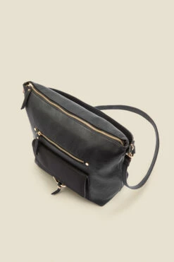 Black Large Hoop Clasp Shoulder Bag With Pocket Detail 9 Black Large Hoop Clasp Shoulder Bag With Pocket Detail -SOSANDAR Sales web a22ac005 c