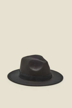 Black Fedora Hat With Ribbon Detail -SOSANDAR Sales web a22ac016bk a