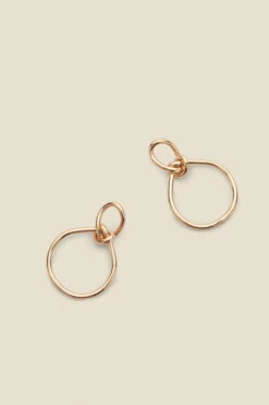 Gold Knot Detail Earrings 7 Gold Knot Detail Earrings -SOSANDAR Sales web a22ac031 gold b