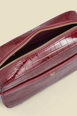 Wine Croc Faux Leather Chain Detail Cross Body Bag -SOSANDAR Sales web a23ac001rd0011 d