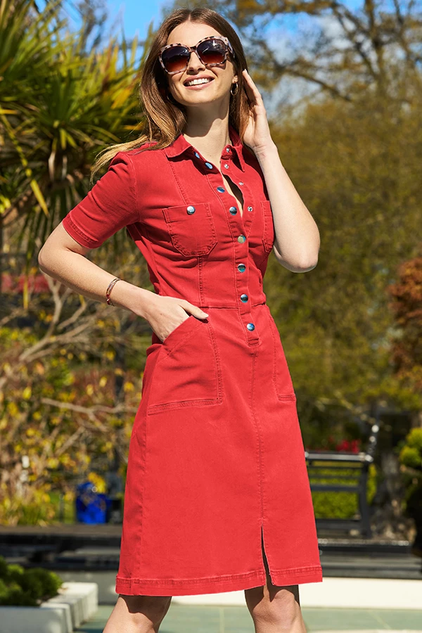 Red Popper Front Short Sleeve Stretch Denim Dress 2 Red Popper Front Short Sleeve Stretch Denim Dress