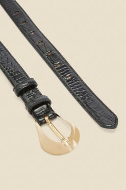 Black Oversized Rounded Buckle Croc Leather Waist Belt 10 Black Oversized Rounded Buckle Croc Leather Waist Belt -SOSANDAR Sales web s22ac053bk c